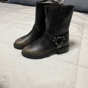 NWT Women’s Distressed Brown The Drop Lilith short moto boots size 7.5